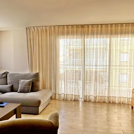 Gandia Primera Linea - Alquiler Solo A Familias Apartment *